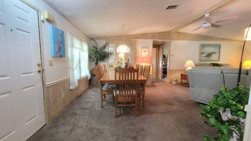84 Emerald Dr. East a Dundee, FL Mobile or Manufactured Home for Sale